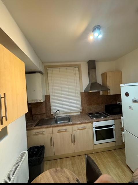 Central Apartment Paddington 런던 객실 사진